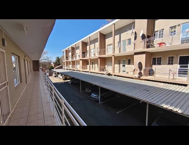 1 BEDROOM APARTMENT FOR SALE IN POTCHEFSTROOM CENTRAL